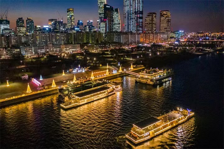首尔汉江游览船