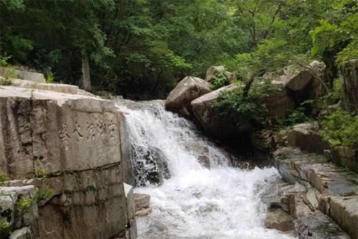 俗离山法住寺与俗离山主题公园