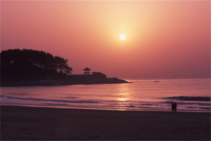 釜山海云台海水浴场与松亭海水浴场