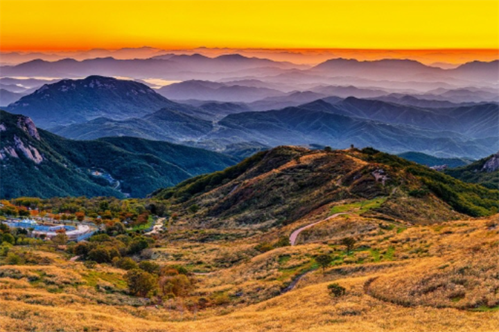 黄梅山郡立公园