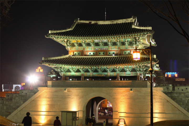 晋州城