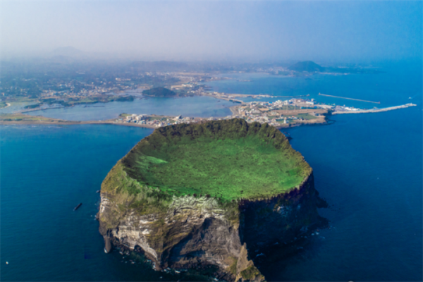 济州城山日出峰