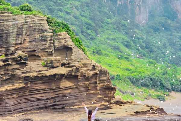 济州海岸线自然观光一日游攻略｜承包整片果冻海与火山奇景