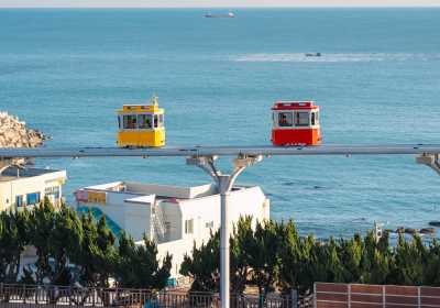 釜山一日游｜胶囊列车+落日文化村，躺玩不费腿