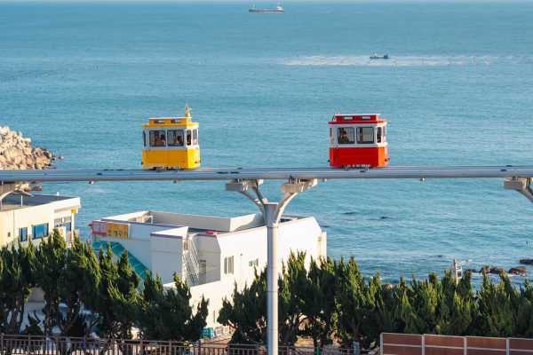 釜山一日游｜胶囊列车+落日文化村，躺玩不费腿