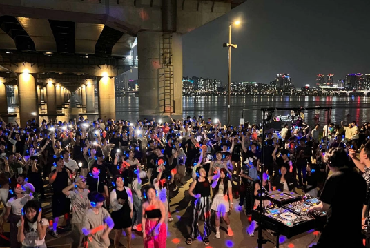 2026 汉江无声 DJ Party，耳机里的首尔夏夜
